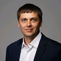 Yevgeniy Novozhylov